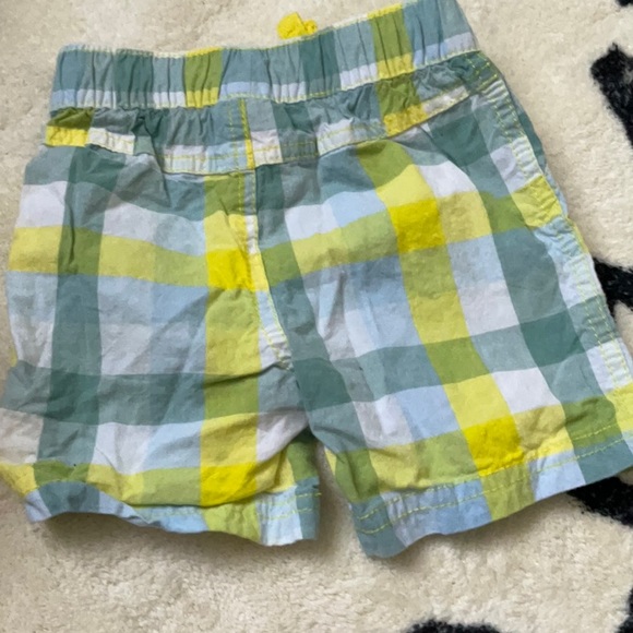 First Impressions bundle of pull-up shorts. 6-9m - Picture 8 of 14